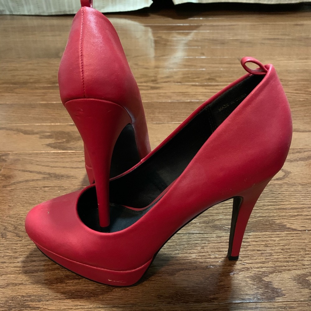 Red Heel